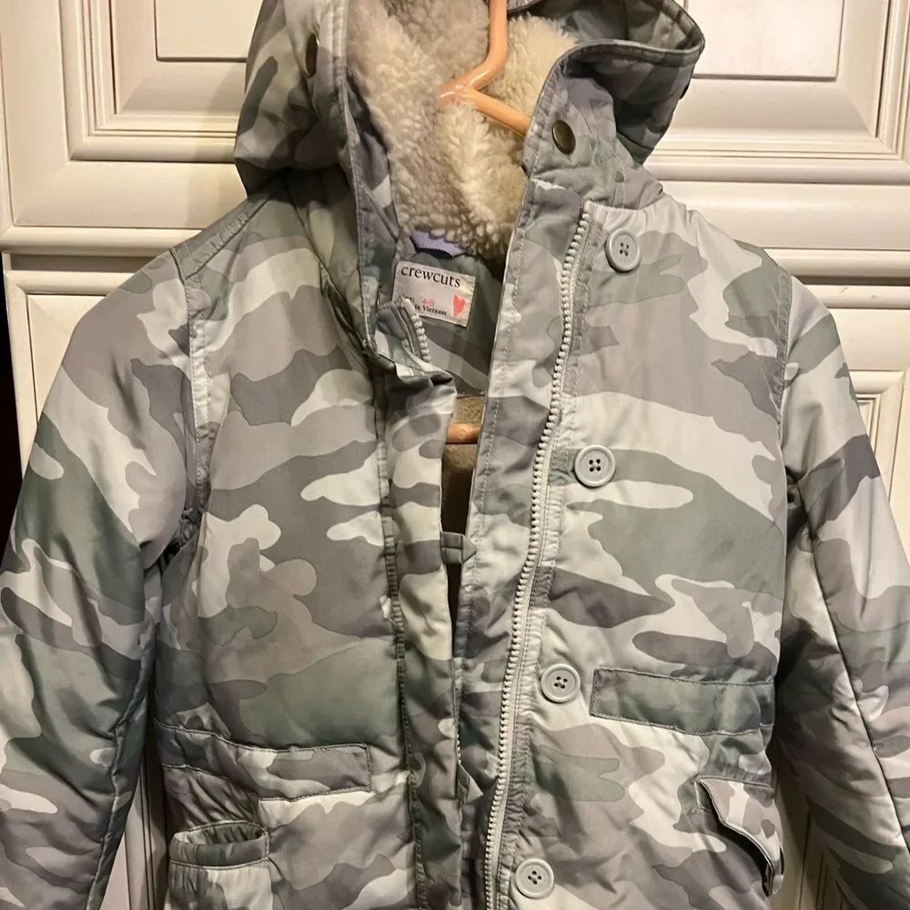 J.crew Girls crewcuts camo print fleece  jacket 4-5